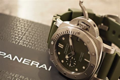 panerai clasp replica|watches that look like panerai.